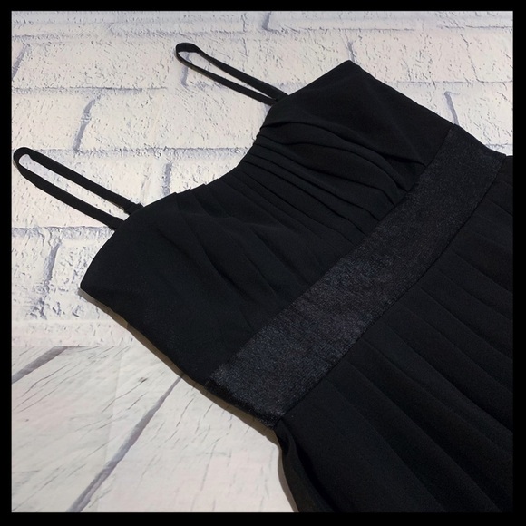White HOUSE BLACK MARKET Pleated Bubble Dress - Picture 5 of 6